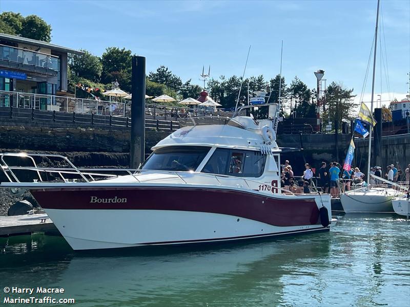 bourdon (Pleasure craft) - IMO , MMSI 232048810 under the flag of United Kingdom (UK)