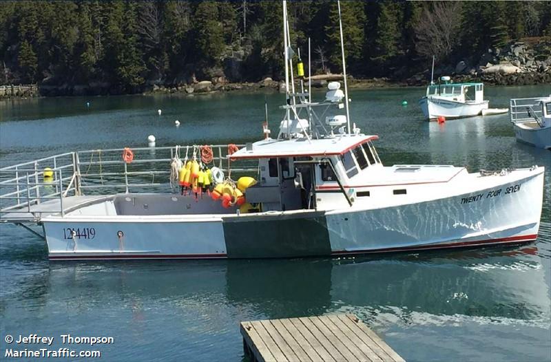 twenty four seven (Fishing vessel) - IMO , MMSI 338207027 under the flag of USA