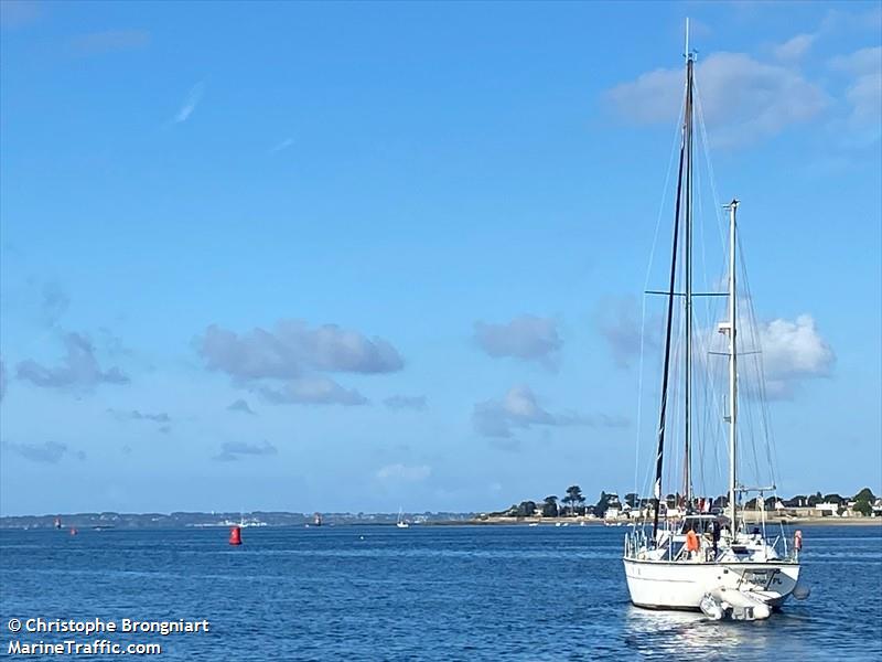 aranthho (Sailing vessel) - IMO , MMSI 228184760, Call Sign FGE9918 under the flag of France