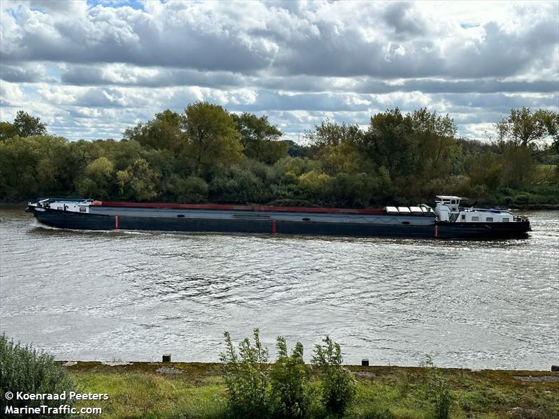 urus (Cargo ship) - IMO , MMSI 205563090, Call Sign OT5630 under the flag of Belgium