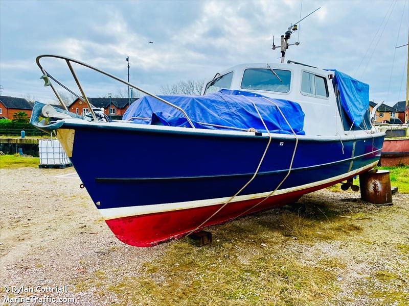 spinette (Pleasure craft) - IMO , MMSI 232008876, Call Sign MBFZ8 under the flag of United Kingdom (UK)