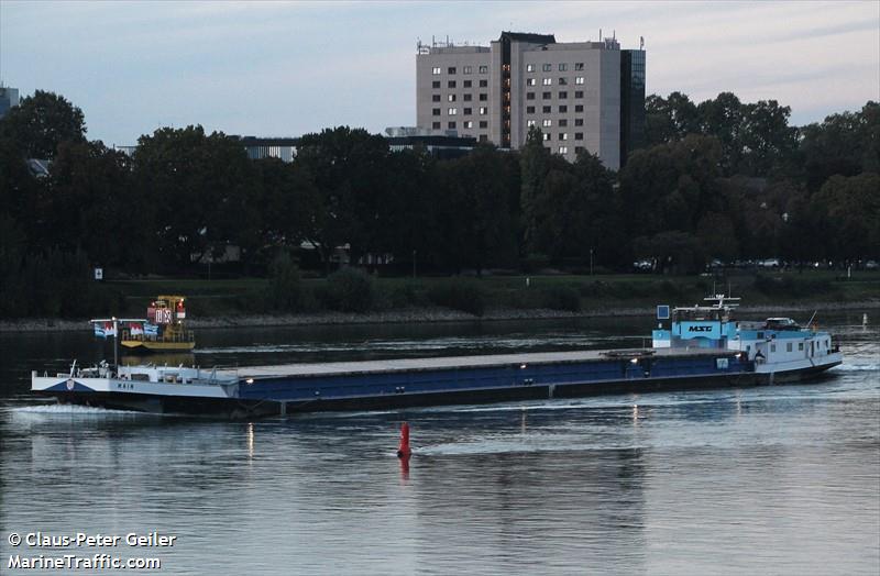 main (Cargo ship) - IMO , MMSI 211285050, Call Sign DC5620 under the flag of Germany