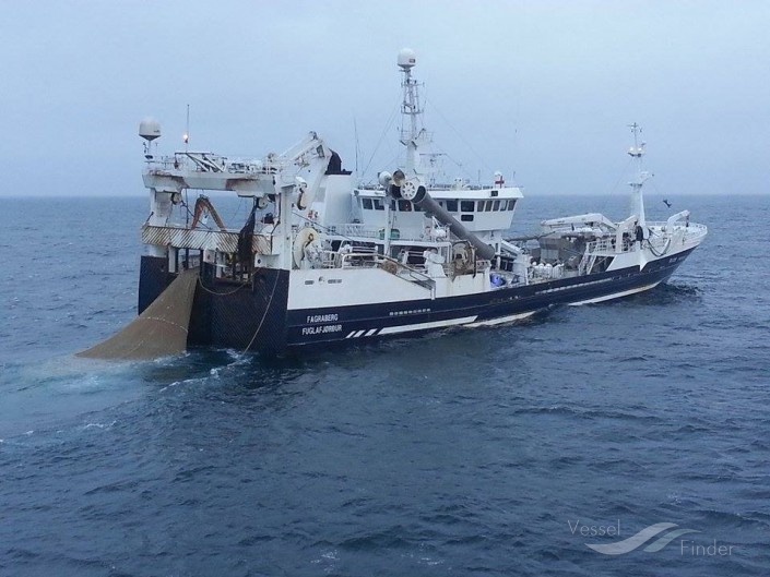 fagraberg (Fishing Vessel) - IMO 9184641, MMSI 231091000, Call Sign OW2400 under the flag of Faeroe Islands