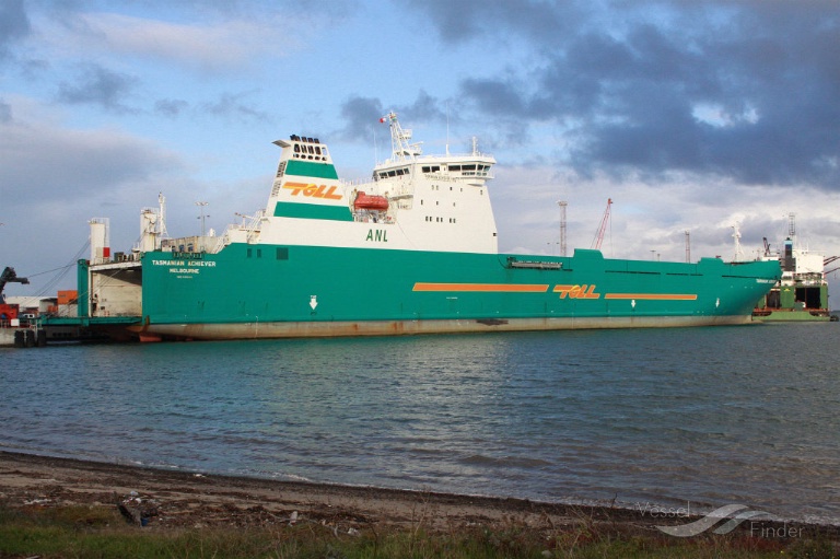 jolly express (Ro-Ro Cargo Ship) - IMO 9180190, MMSI 255806270, Call Sign CQAT4 under the flag of Madeira