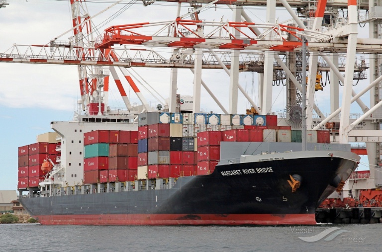 margaretriverbridge (Container Ship) - IMO 9550383, MMSI 371714000, Call Sign 3EVL7 under the flag of Panama