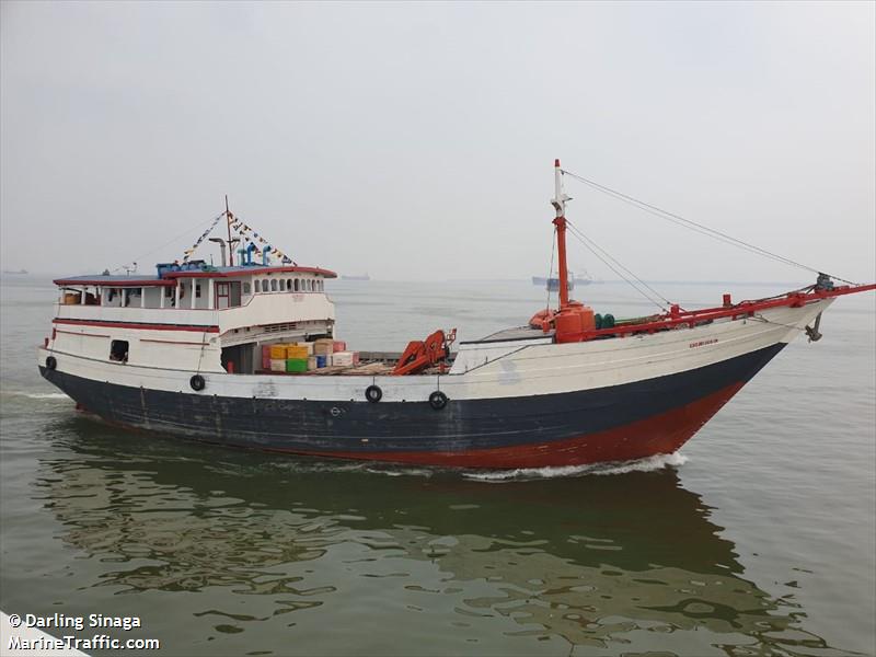 klm dumai sejahtera (Cargo ship) - IMO , MMSI 525003539, Call Sign YBEY2 under the flag of Indonesia