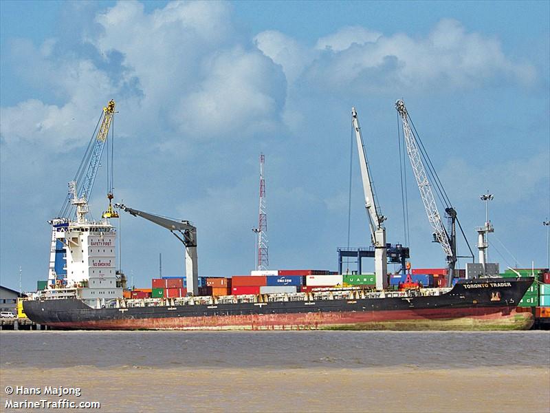 toronto trader (Container Ship) - IMO 9675822, MMSI 566615000, Call Sign 9V2651 under the flag of Singapore