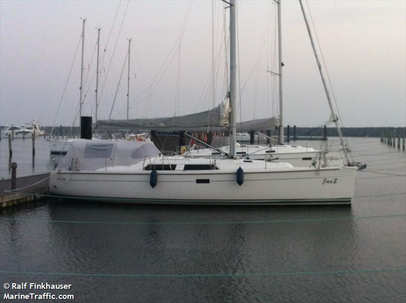 jan 2 (Sailing vessel) - IMO , MMSI 211461990, Call Sign DF5780 under the flag of Germany