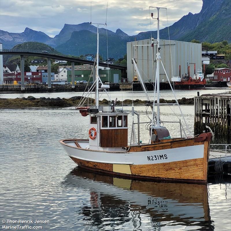 drott (Pleasure craft) - IMO , MMSI 257005210, Call Sign LM4033 under the flag of Norway