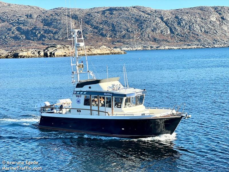 qutdleq (Passenger ship) - IMO , MMSI 331812000, Call Sign OX3130 under the flag of Greenland