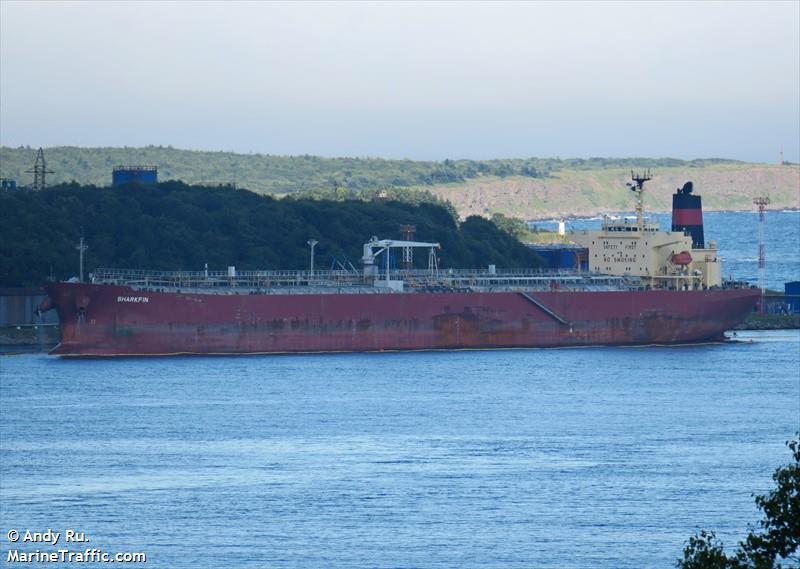 sharkfin (Oil Products Tanker) - IMO 9409467, MMSI 636023111, Call Sign 5LLZ8 under the flag of Liberia