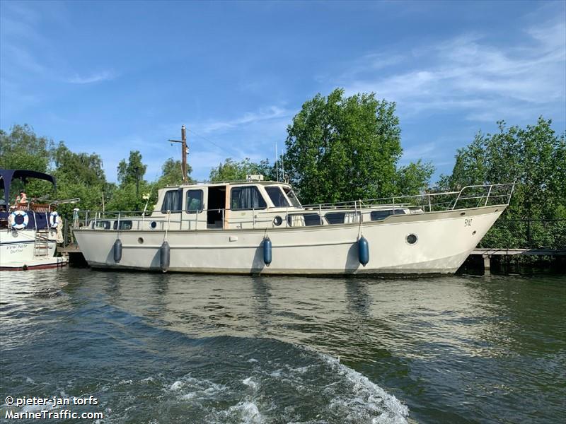 enki (Pleasure craft) - IMO , MMSI 205386270, Call Sign OQ3862 under the flag of Belgium