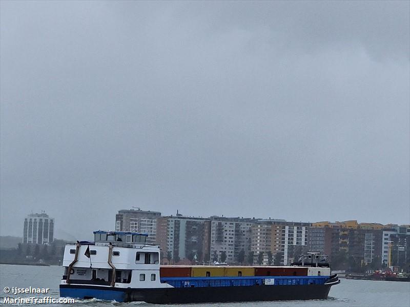 ijsselnaar (Cargo ship) - IMO , MMSI 244850360, Call Sign PD6825 under the flag of Netherlands