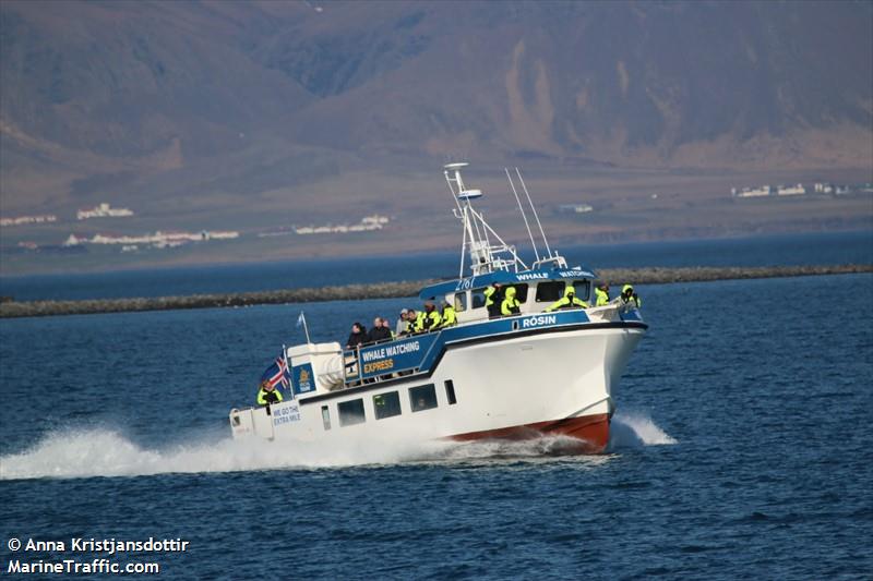 rosin (Passenger ship) - IMO , MMSI 251128110, Call Sign 2761 under the flag of Iceland