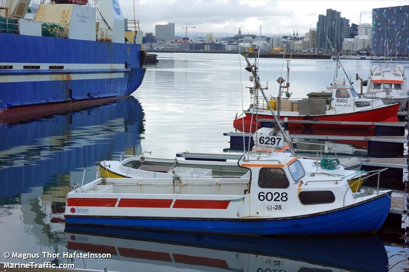 anna (Fishing vessel) - IMO , MMSI 251834340, Call Sign 6028 under the flag of Iceland