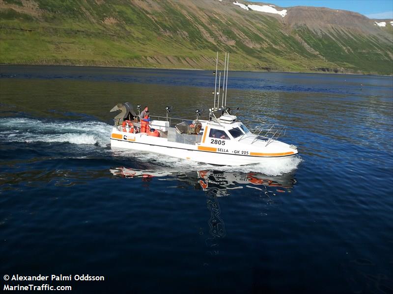 sella (Fishing vessel) - IMO , MMSI 251840540, Call Sign 2805 under the flag of Iceland