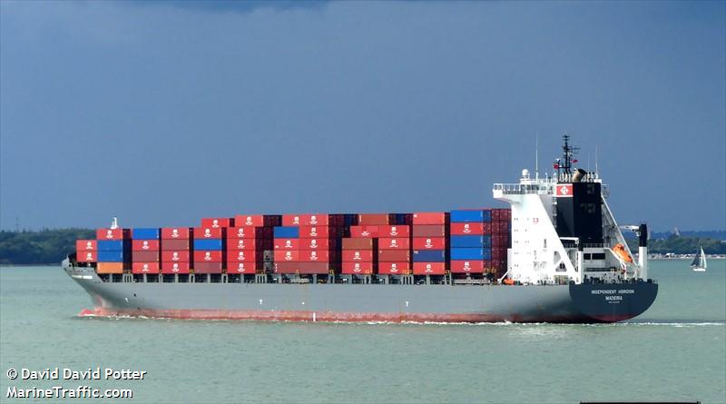 independent horizon (Container Ship) - IMO 9334375, MMSI 255915622, Call Sign CQ2080 under the flag of Madeira