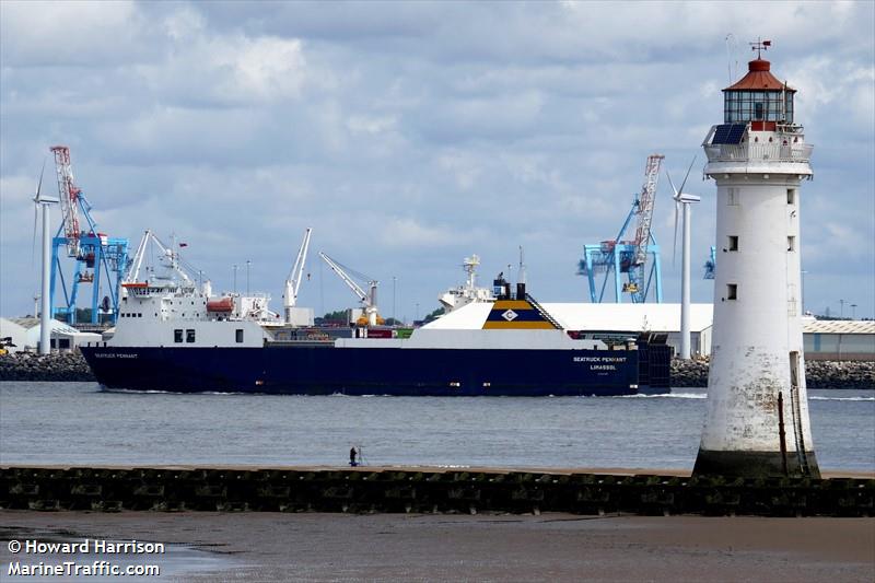 ur (Ro-Ro Cargo Ship) - IMO 9372688, MMSI 438000195, Call Sign JYA42 under the flag of Jordan