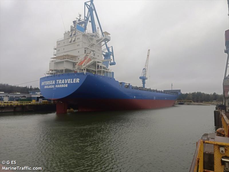 intersea traveler (Container Ship) - IMO 9377561, MMSI 511101140, Call Sign T8A4404 under the flag of Palau