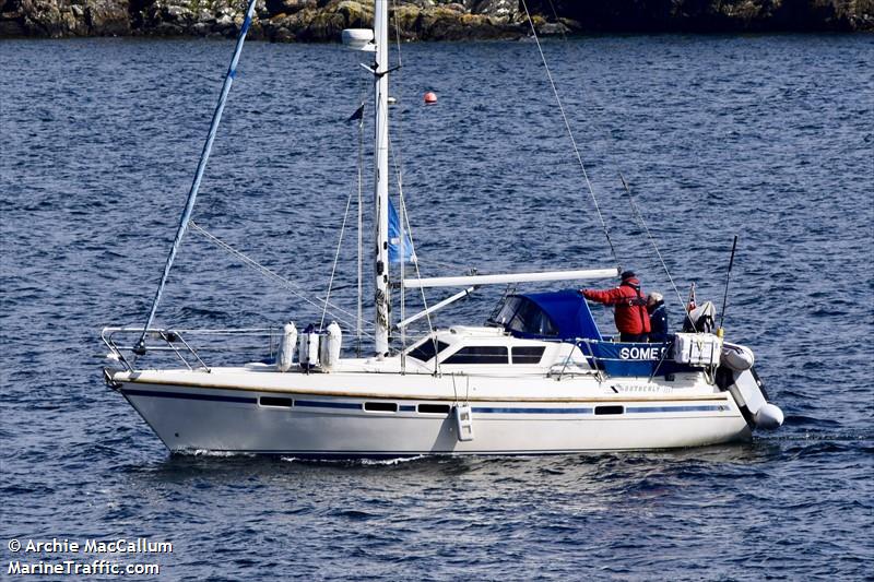 somerled of forth (Sailing vessel) - IMO , MMSI 235001989, Call Sign ZNHL4 under the flag of United Kingdom (UK)