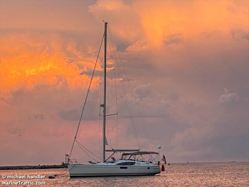 little miss magic (Sailing vessel) - IMO , MMSI 338472541 under the flag of USA