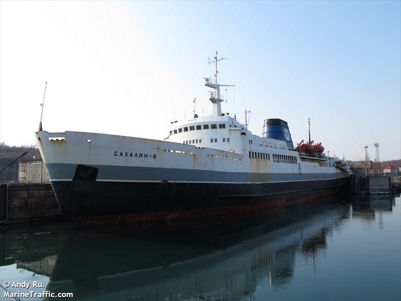 sakhalin8 (Passenger/Ro-Ro Cargo Ship) - IMO 8330516, MMSI 273187000, Call Sign UERK under the flag of Russia