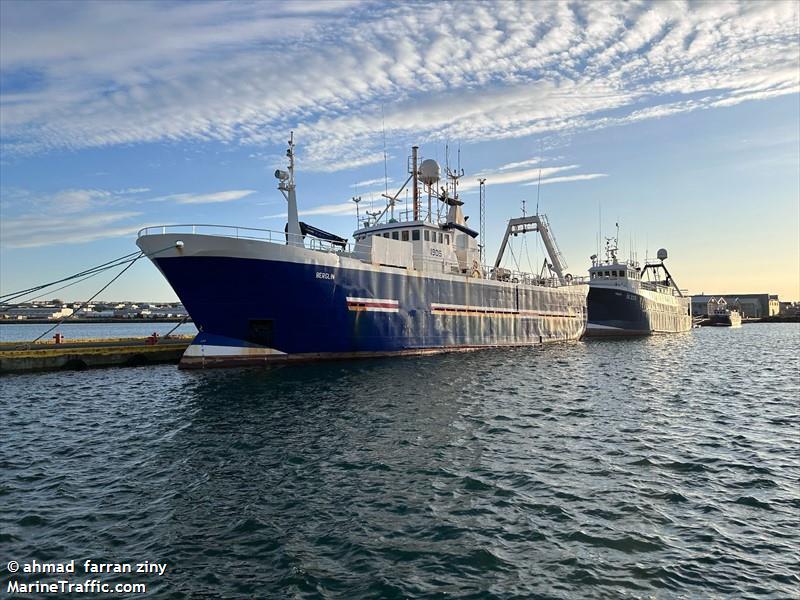 berglin (Fishing Vessel) - IMO 8318439, MMSI 630001057, Call Sign J5AH1 under the flag of Guinea-Bissau