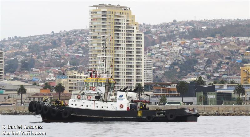 pequen (Tug) - IMO 9253650, MMSI 725002040, Call Sign CB7022 under the flag of Chile