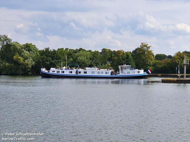 genevieve (Pleasure craft) - IMO , MMSI 244020428, Call Sign PC5983 under the flag of Netherlands
