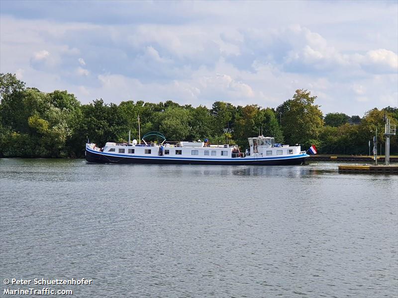 genevieve (Pleasure craft) - IMO , MMSI 244020428, Call Sign PC5983 under the flag of Netherlands