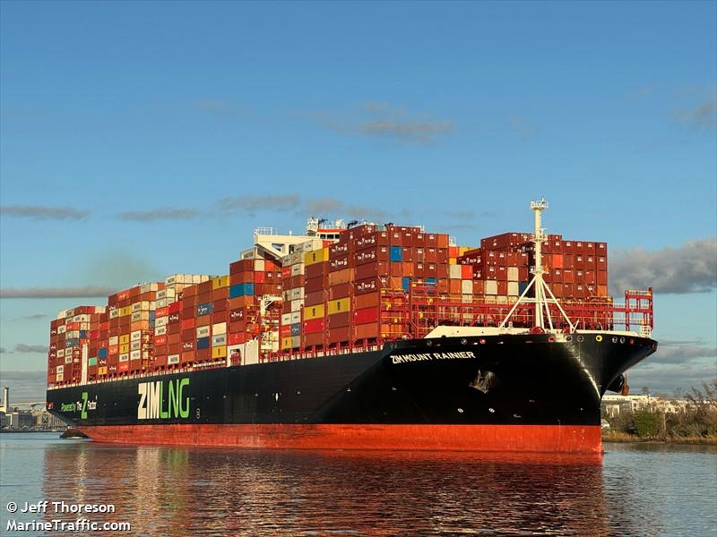 zim mount rainier (Container Ship) - IMO 9931135, MMSI 477907100, Call Sign VRUY3 under the flag of Hong Kong