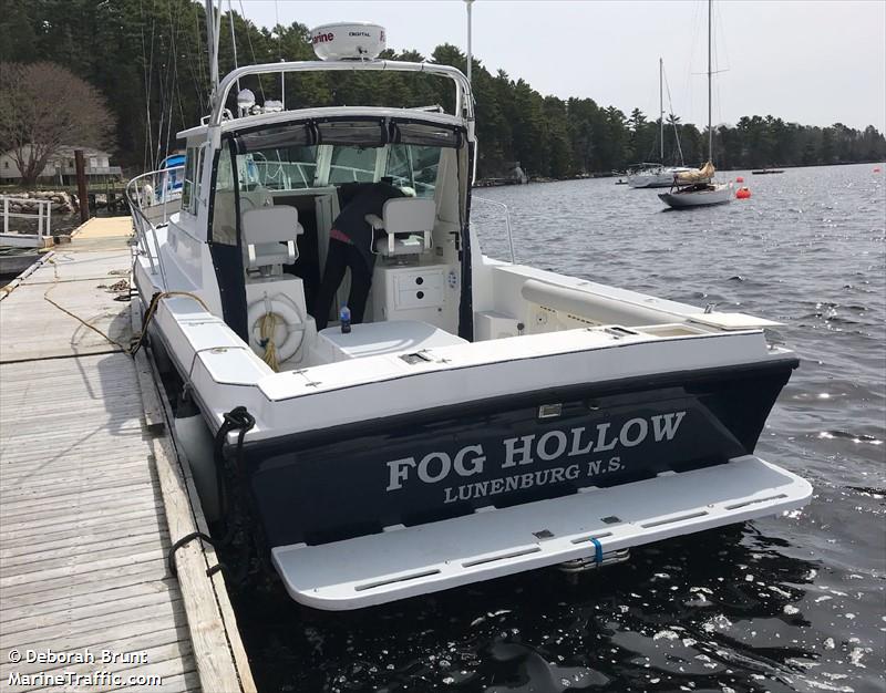 fog hollow (Unknown) - IMO , MMSI 316015197 under the flag of Canada