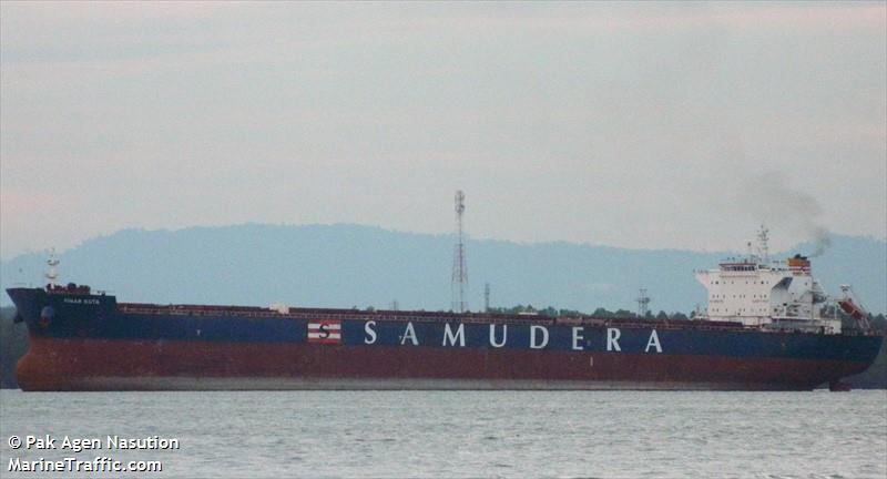 sinar kuta (Bulk Carrier) - IMO 9448592, MMSI 525109015, Call Sign YDDC3 under the flag of Indonesia