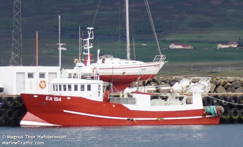 saebjorg ea-184 (Fishing vessel) - IMO , MMSI 251224110 under the flag of Iceland