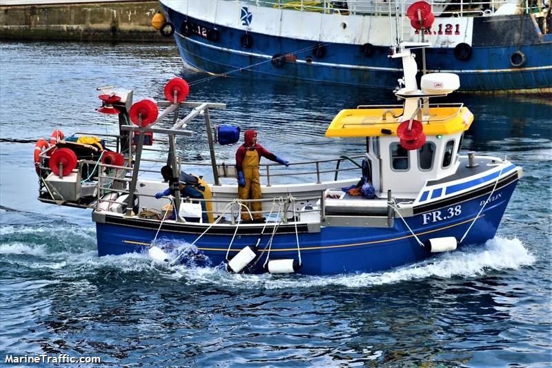davlin (Fishing vessel) - IMO , MMSI 232048215, Call Sign MBOP6 under the flag of United Kingdom (UK)