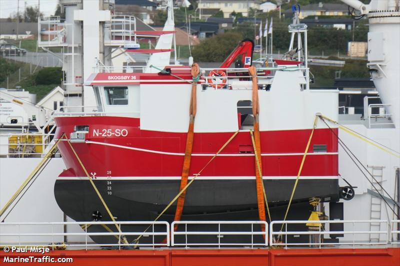 ea (Fishing vessel) - IMO , MMSI 257130280, Call Sign LH5764 under the flag of Norway