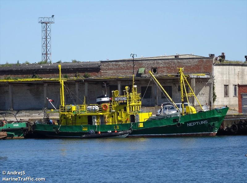 neptuns (Port tender) - IMO , MMSI 275313000 under the flag of Latvia