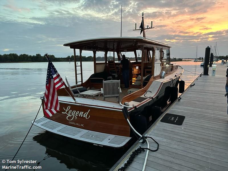 legend (Pleasure craft) - IMO , MMSI 338449777 under the flag of USA