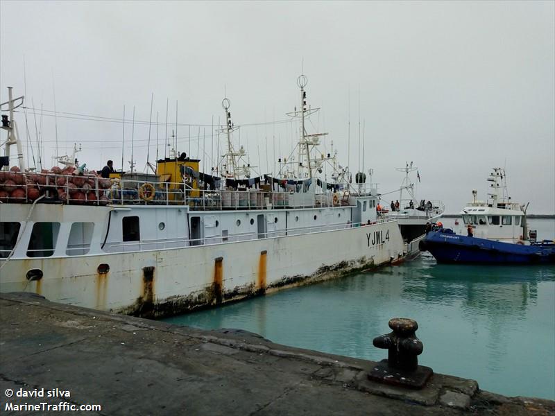 golden richs no.8 (Fishing vessel) - IMO , MMSI 577415000, Call Sign YJWL4 under the flag of Vanuatu