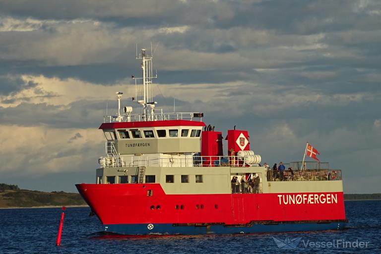 tunofaergen (Passenger Ship) - IMO 9107875, MMSI 219000762, Call Sign OWUS under the flag of Denmark