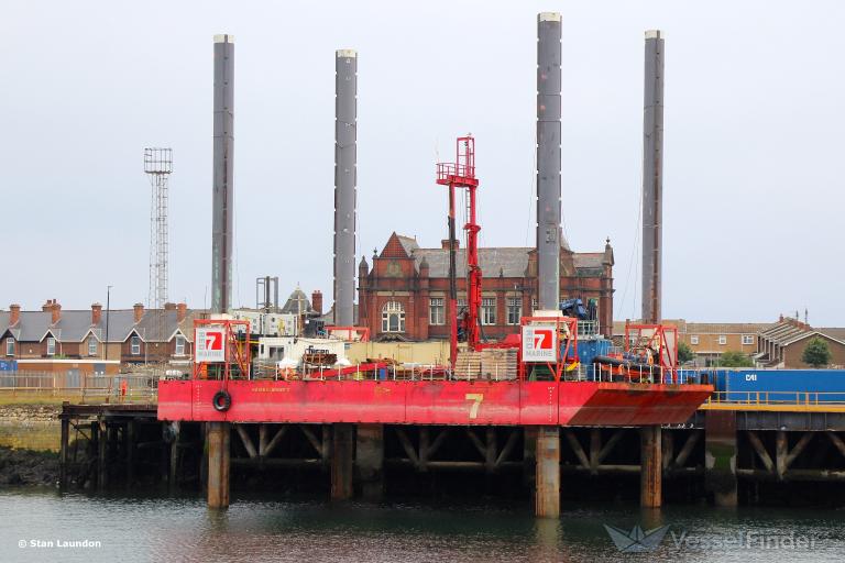 haven seariser 2 (Towing vessel) - IMO , MMSI 235094931, Call Sign 2FWX9 under the flag of United Kingdom (UK)