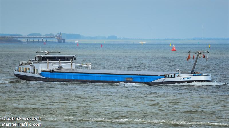 lansingh (Cargo ship) - IMO , MMSI 244050205, Call Sign PE7173 under the flag of Netherlands