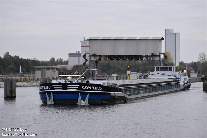 con zelo (Cargo ship) - IMO , MMSI 244700035, Call Sign PC2224 under the flag of Netherlands