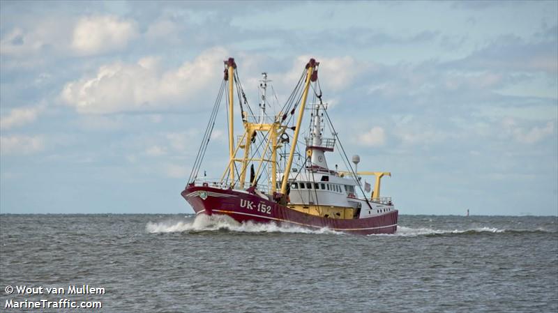 uk152 solar (Fishing Vessel) - IMO 8906377, MMSI 245564000, Call Sign PDUK under the flag of Netherlands