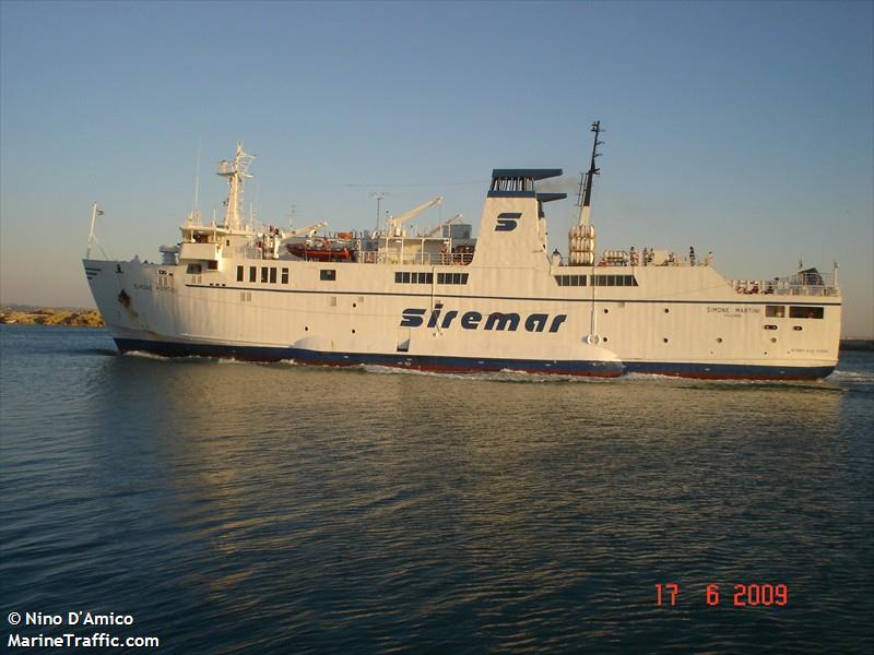 simone martini (Passenger/Ro-Ro Cargo Ship) - IMO 8411293, MMSI 247003800, Call Sign IKCX under the flag of Italy