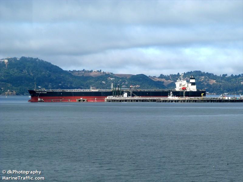 crest victoria (Offshore Tug/Supply Ship) - IMO 9647033, MMSI 564924000, Call Sign 9V2441 under the flag of Singapore