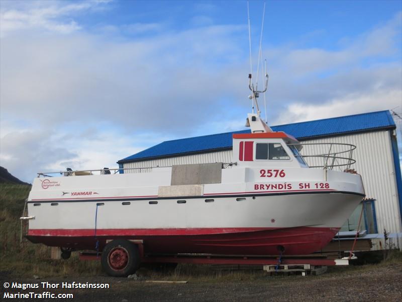 fonix 2576 (Fishing vessel) - IMO , MMSI 251161640, Call Sign 2576 under the flag of Iceland