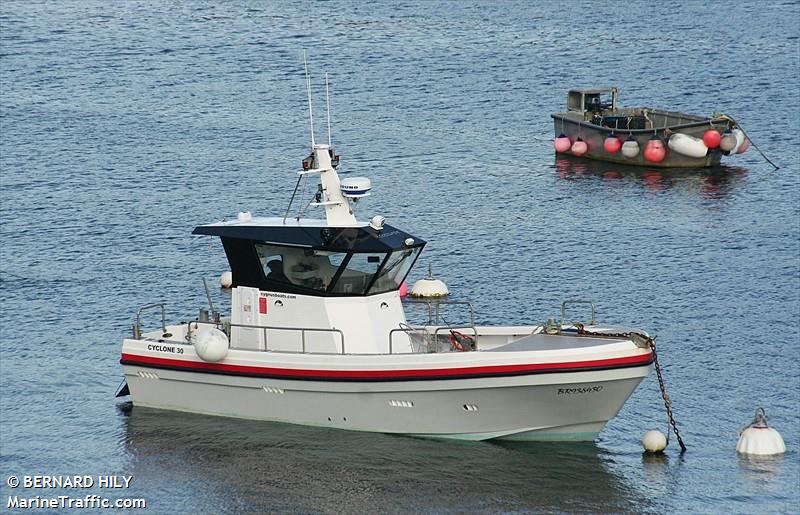 louisade (Fishing vessel) - IMO , MMSI 228149610, Call Sign FAJ9510 under the flag of France