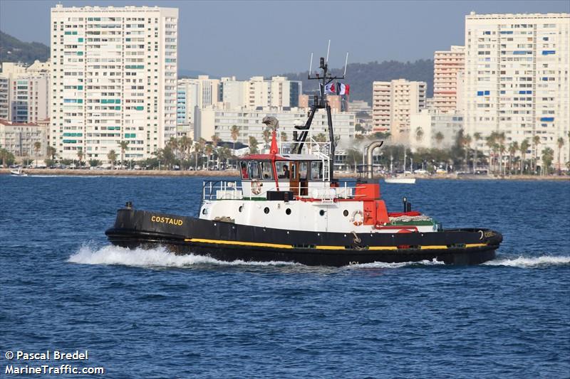 costaud (Tug) - IMO , MMSI 228198010, Call Sign FAK6629 under the flag of France