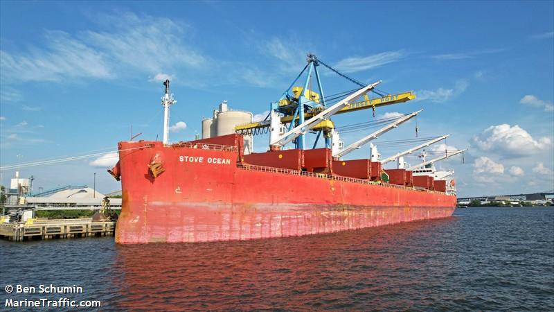 linden arrow (General Cargo Ship) - IMO 9552953, MMSI 311001380, Call Sign C6GX3 under the flag of Bahamas